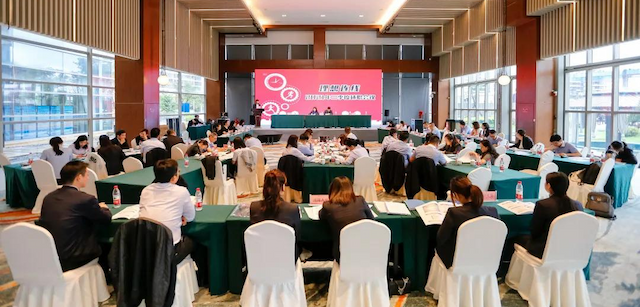 降温天的连线“桑拿浴”_述职大会_队伍建设_理想连线